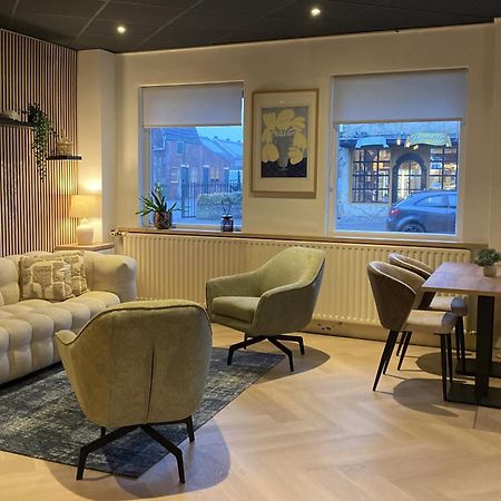 Hotel Emilia 카슈벨 외부 사진