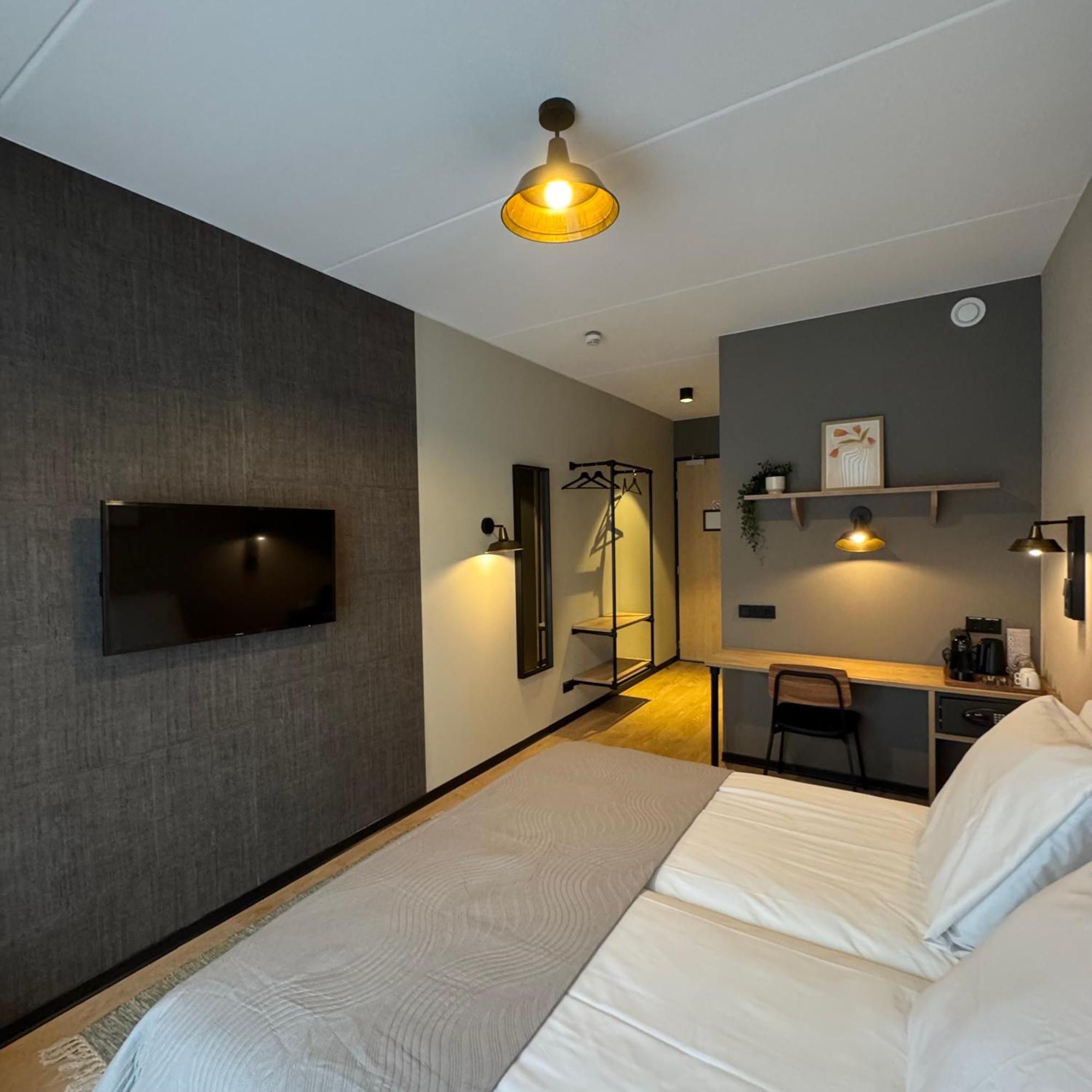 Hotel Emilia 카슈벨 외부 사진
