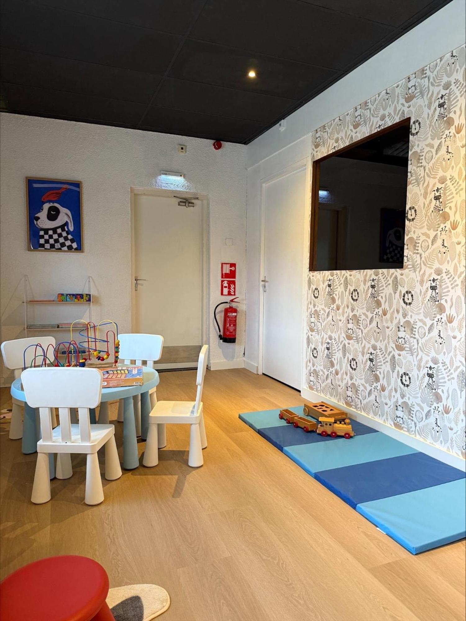 Hotel Emilia 카슈벨 외부 사진