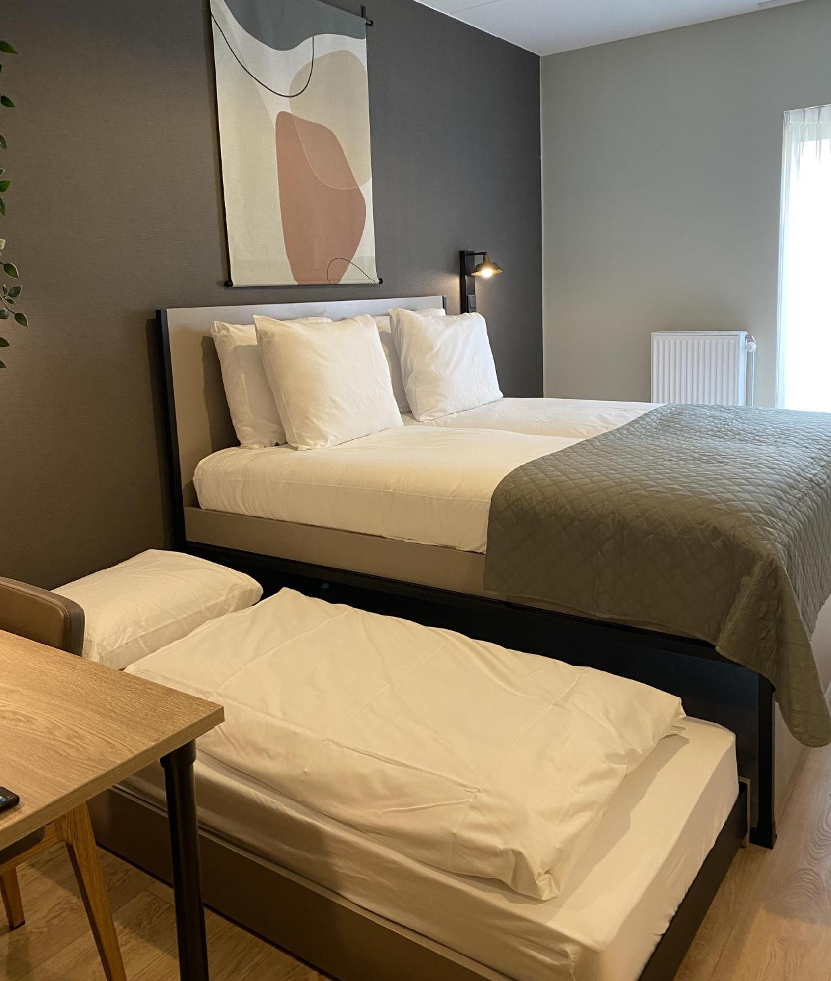Hotel Emilia 카슈벨 외부 사진
